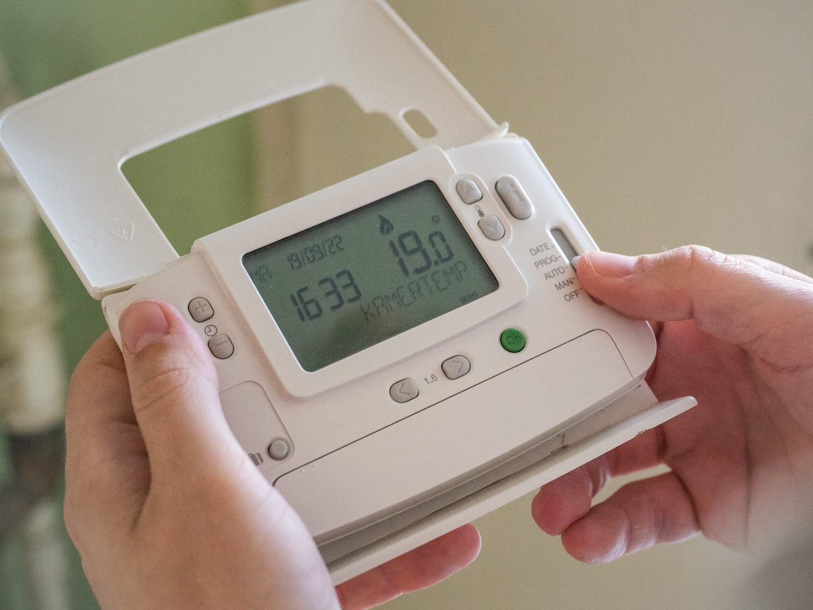 Pourquoi installer un thermostat programmable ? Ain Chauffage
